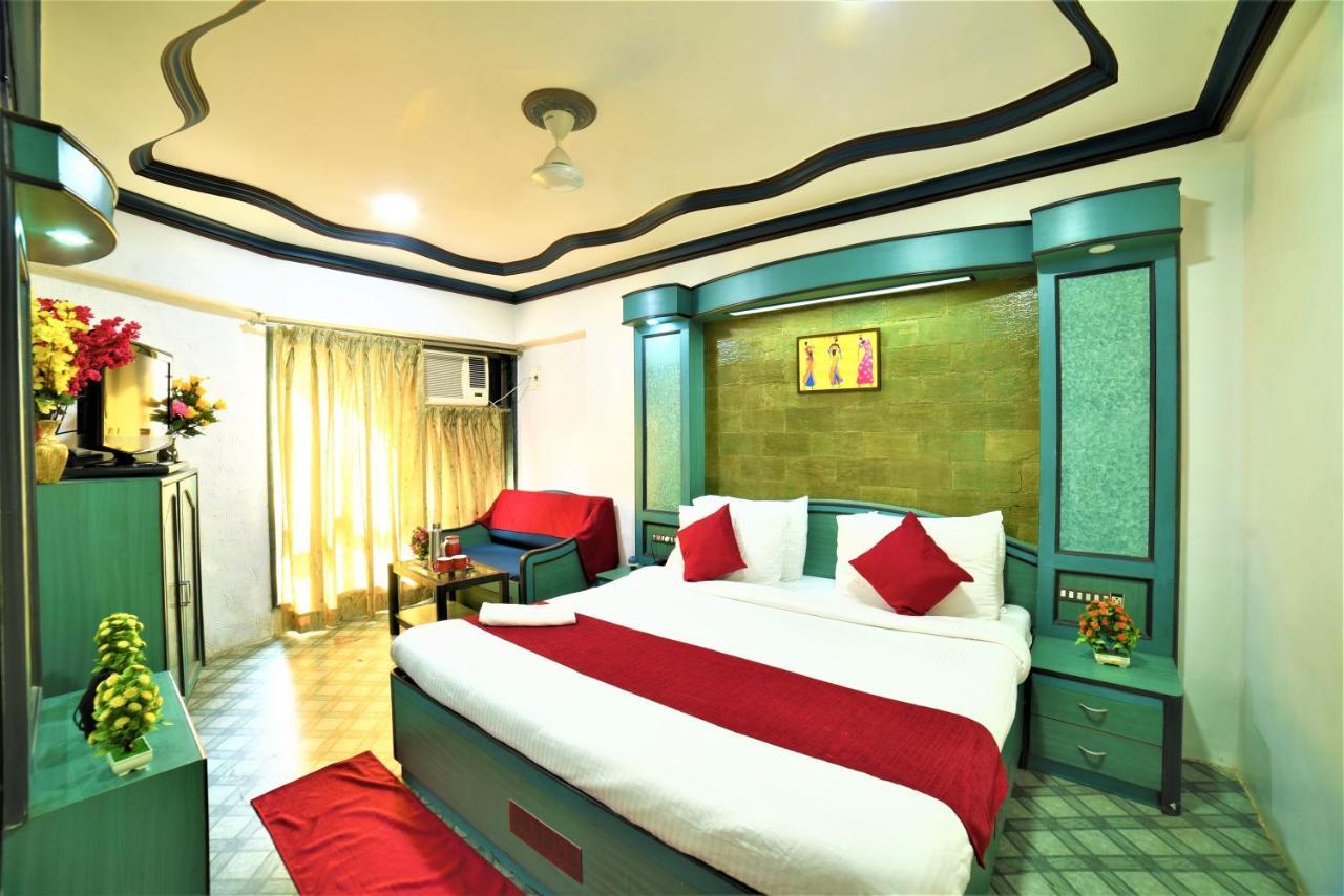 Hotel Aircraft International Bombay Extérieur photo