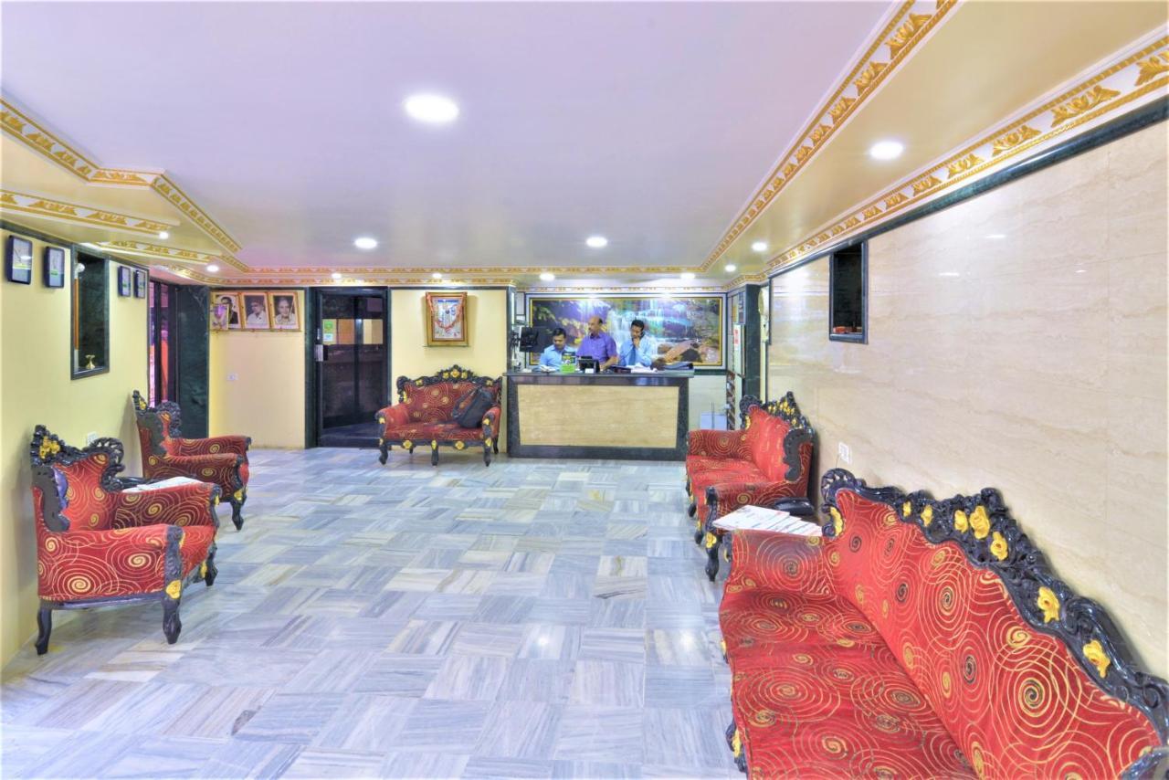 Hotel Aircraft International Bombay Extérieur photo