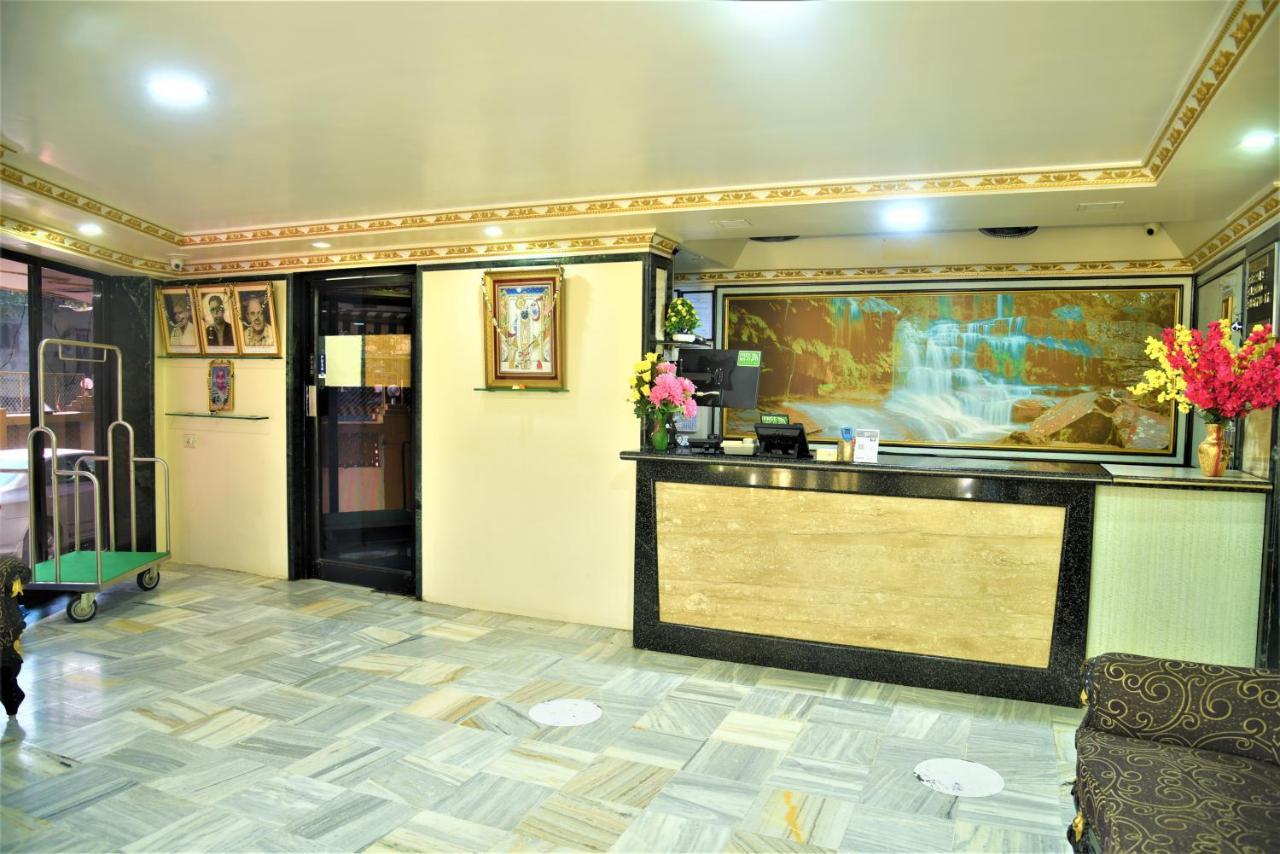 Hotel Aircraft International Bombay Extérieur photo