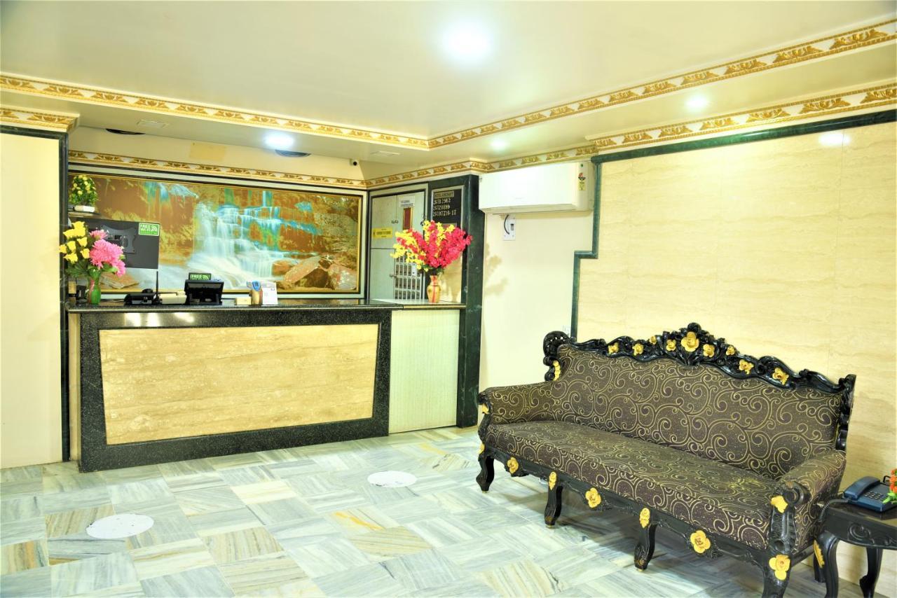 Hotel Aircraft International Bombay Extérieur photo
