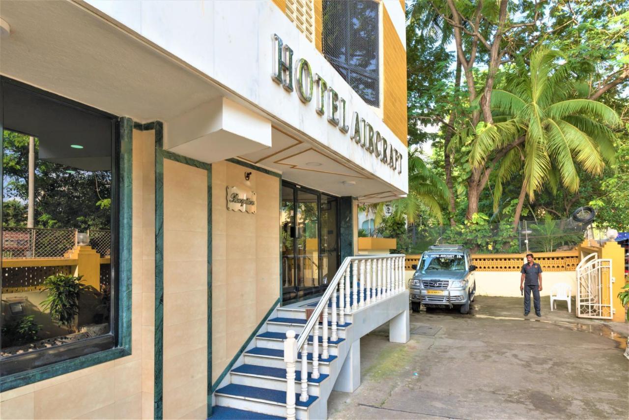 Hotel Aircraft International Bombay Extérieur photo
