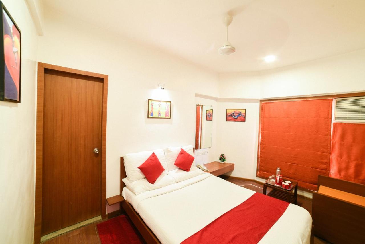 Hotel Aircraft International Bombay Extérieur photo