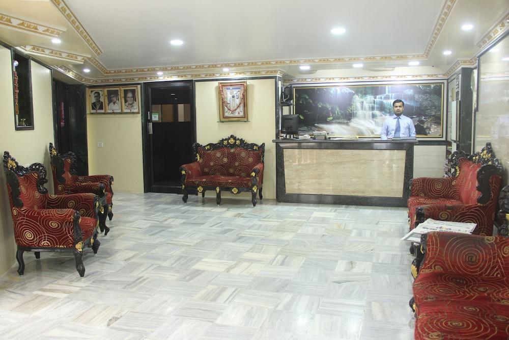 Hotel Aircraft International Bombay Extérieur photo