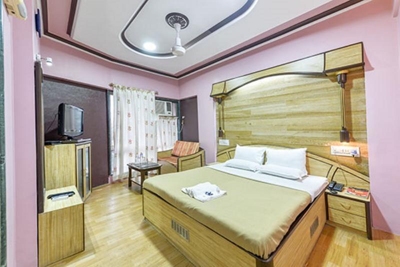 Hotel Aircraft International Bombay Extérieur photo