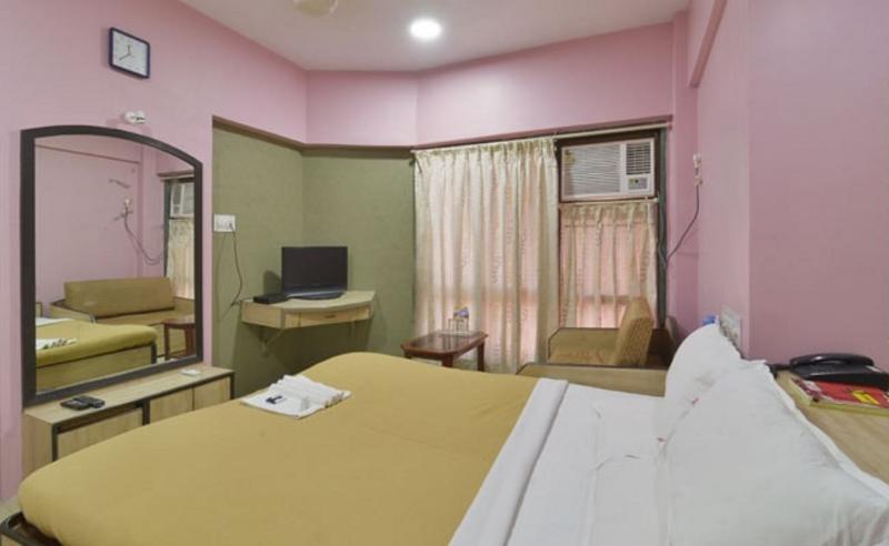 Hotel Aircraft International Bombay Extérieur photo