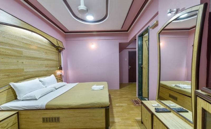 Hotel Aircraft International Bombay Extérieur photo